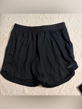 Nike Black Women's Athletic Shorts with Subtle Logo